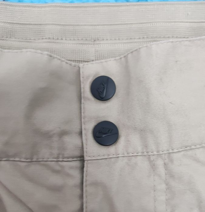 Calças vintage bege da Nike - M