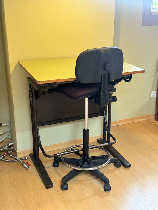 Mesa Estirador Desenho com cadeira ajustavel