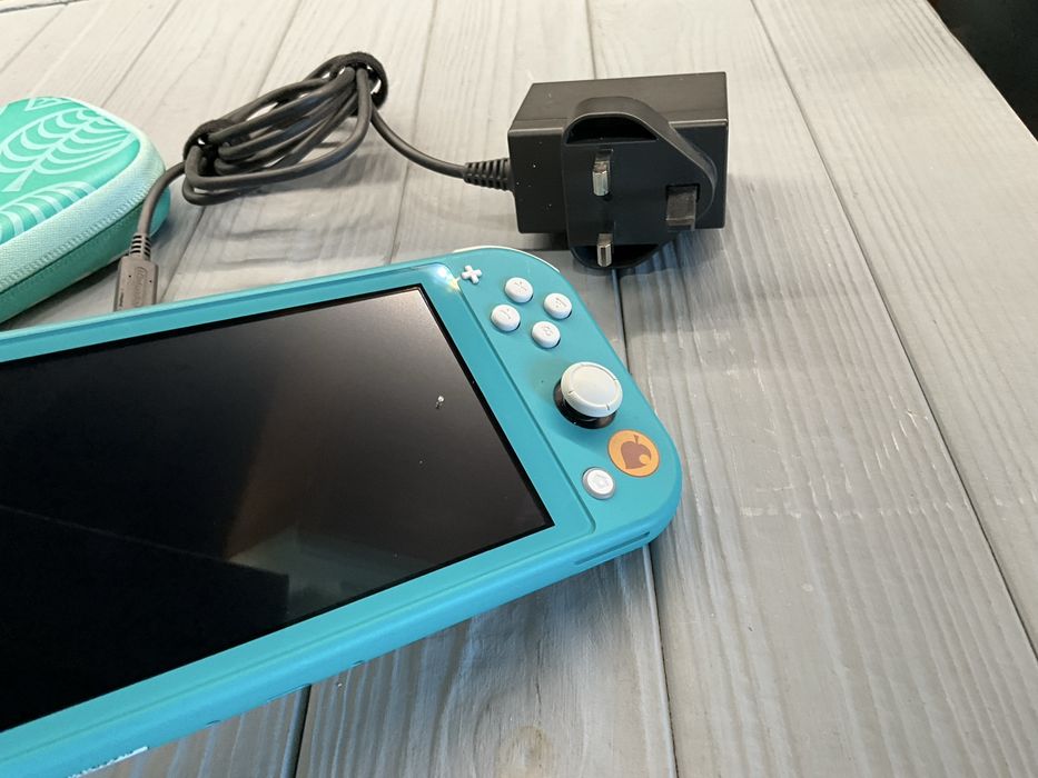 Гра switch lite animal crossing edition