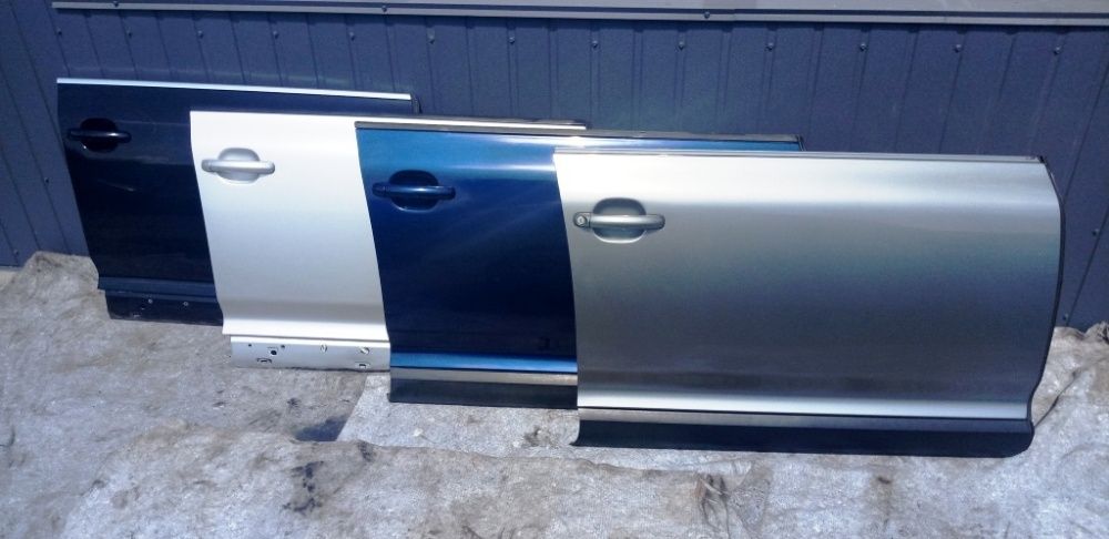 Дверь передняя правая Volkswagen Touareg двери двері передні праві