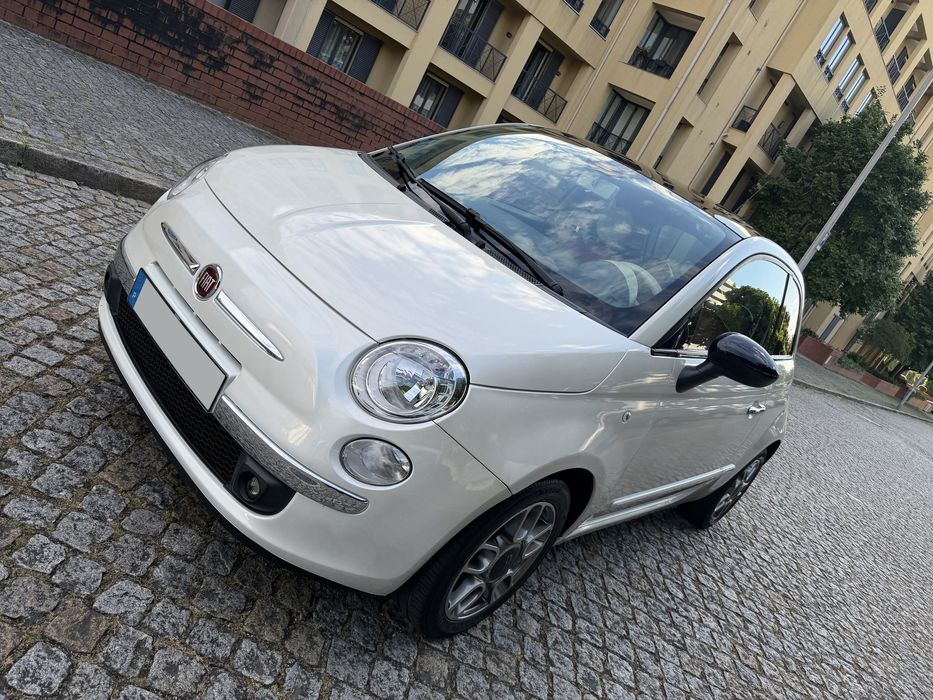 Fiat 500 - Caixa Automática - 0.9 TwinAir - GPS e CarPlay - Dualogic
