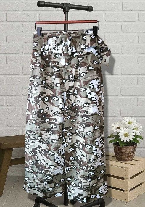 Камуфляжные широкие брюки с высокой посадкой Asos, р. XS/S