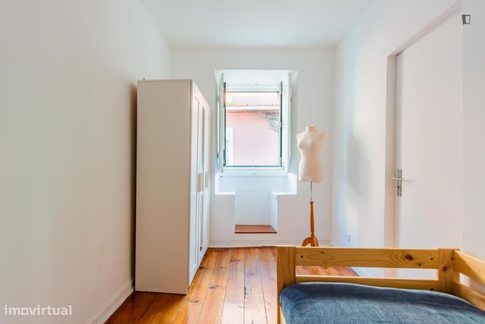 Apartamento com 2 quartos - localizado em Intendente Lisbon