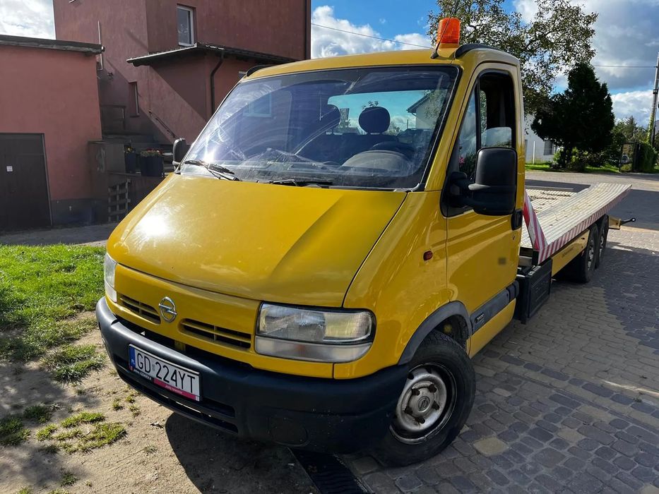 Opel Movano  Autolaweta  najazd hydrauliczny, auto sprawne.