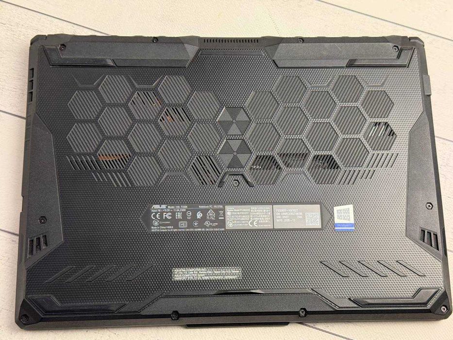 ASUS TUF Gaming F15 FX506IV Ryzen 7 4800H RTX 2060 32ram 144hz 1TB ssd