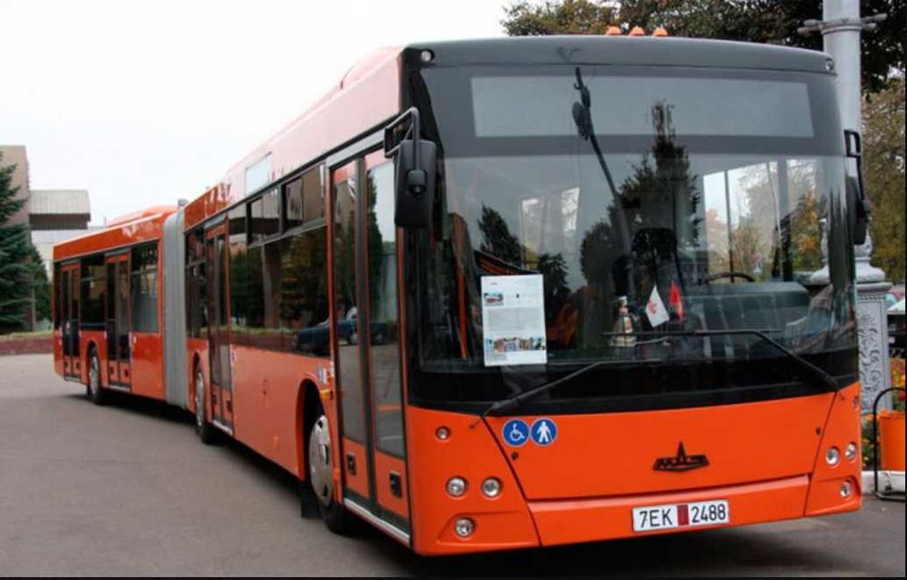 МАЗ-205 с гармошкой, свет фар, звук двигателя и автоинфрматор, 1 :43