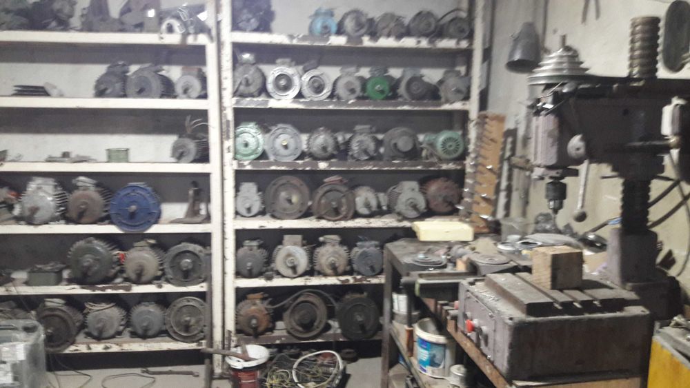 двигун для рубки дров