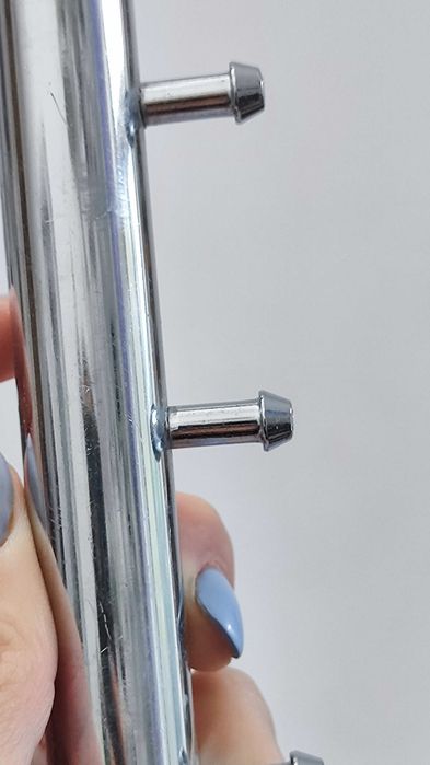 Кронштейн для одяну