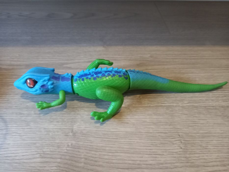 Lagarto eletrónico rastejador
