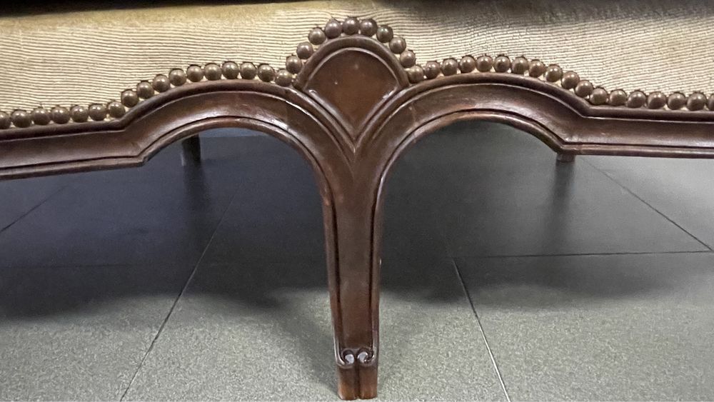 Sofá de 3 lugares com orelhas