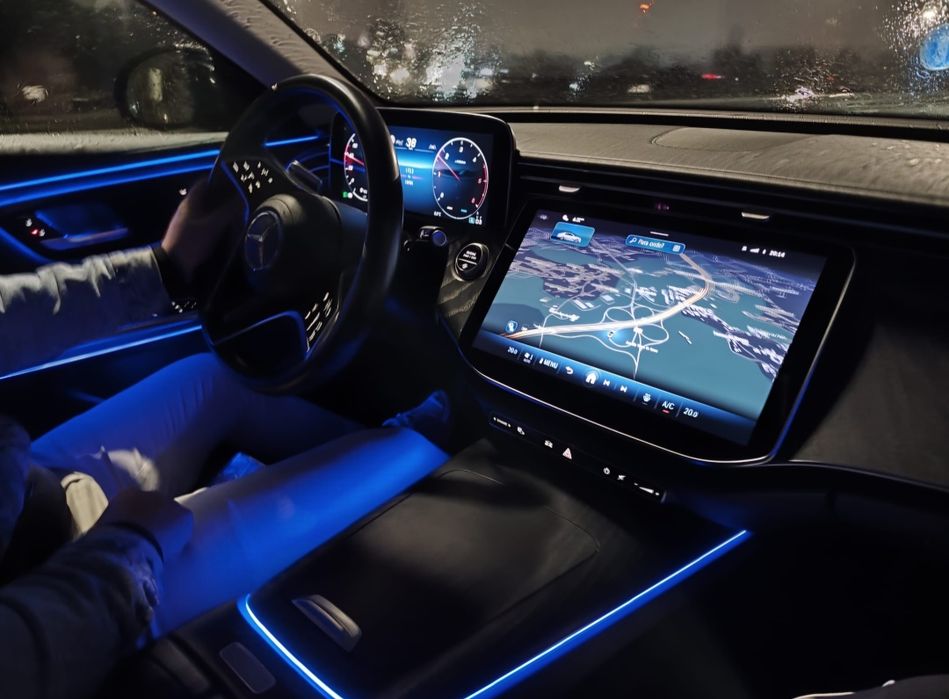 Mercedes-Benz E220 do ano 2024 novo modelo W214