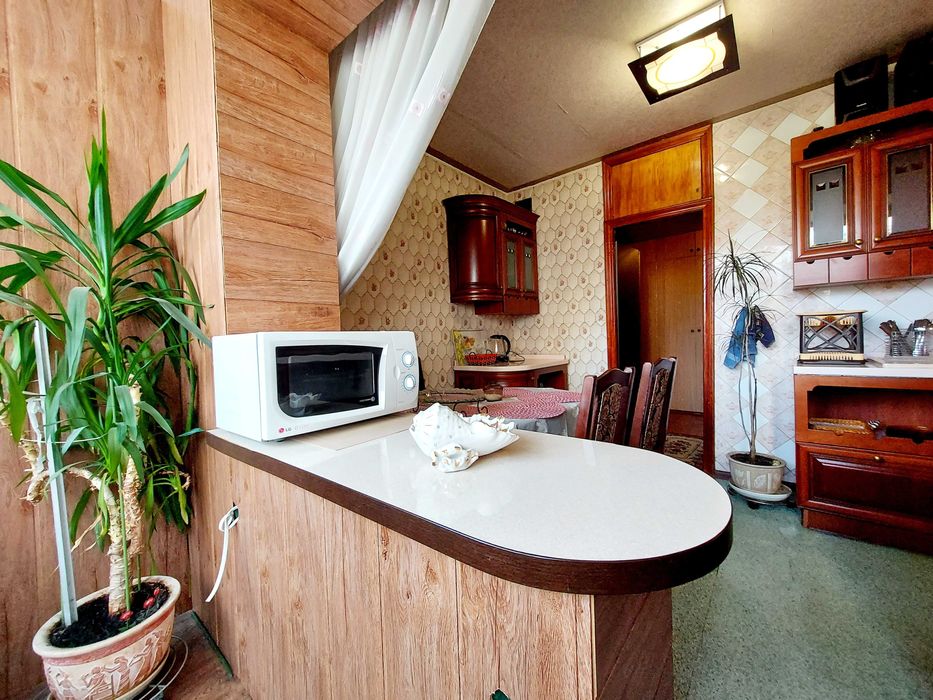 2х.просп.Бажана 9Д.Уютная квартира ,ухоженная.ДЕРЖПРОГРАМИ.