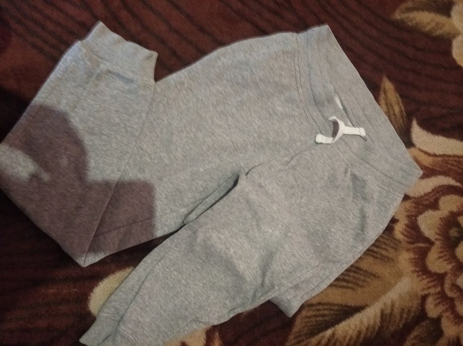 Спортивні штани для дівчинки