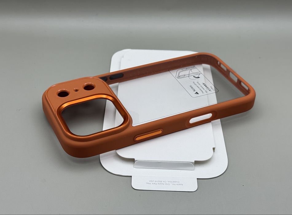 Чехол на iPhone 17 Pro Max Silver, 17 Pro Black, 17 Pro Max Orange