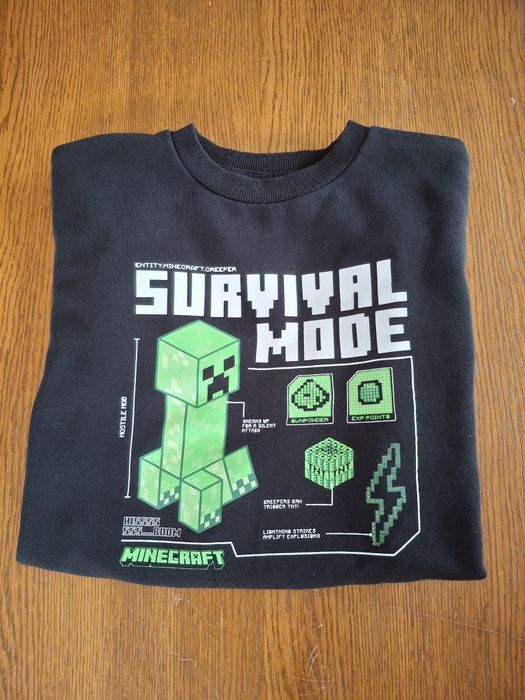 Czarna bluza Reseved rozm 134