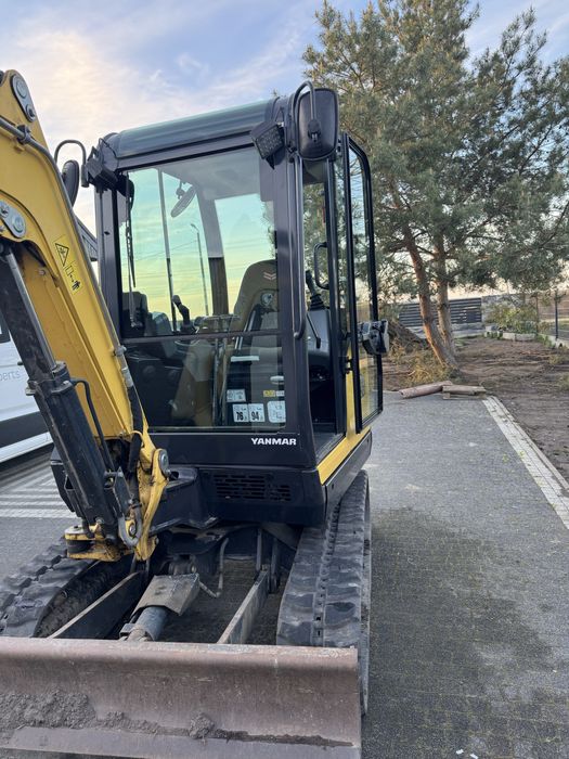 Minikoparka YANMAR  SV26