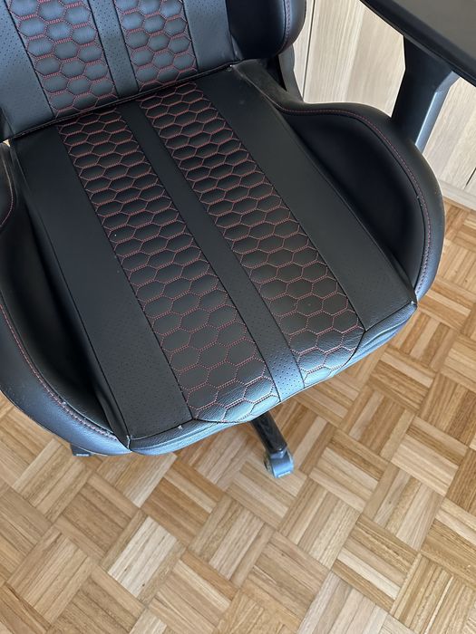 Cadeira Gaming LEGEND – Reclinável + Apoio Lombar e Cabeça – Rodas de Borracha