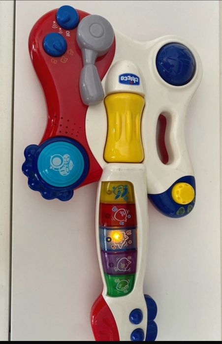 guitarra paco Brinquedos Jogos OLX Portugal