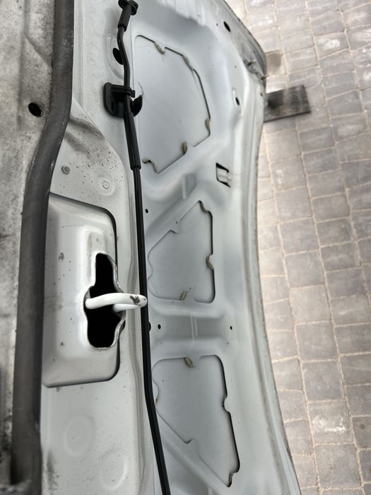 Renault kadjar капот.
