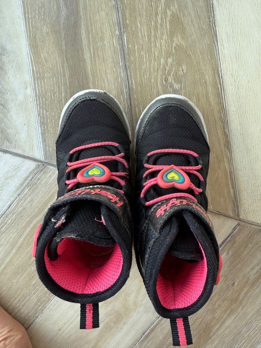 Черевики Ботінки сапожки .на дівчинку Skechers  23