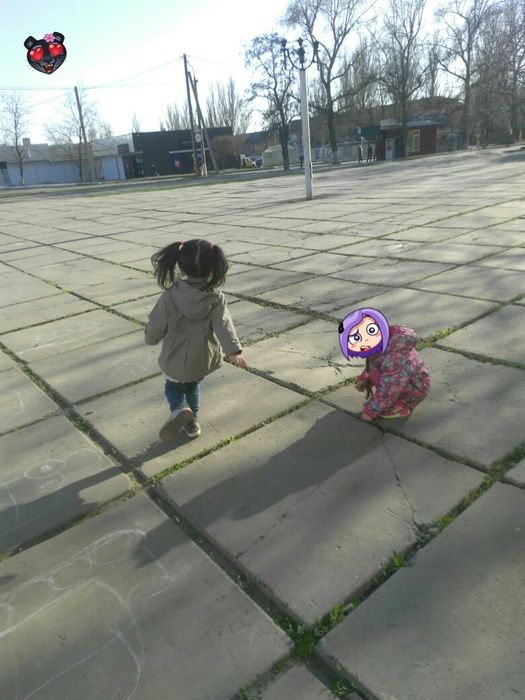 Плащик демисезонные расклешенный для девочки 3-4 лет