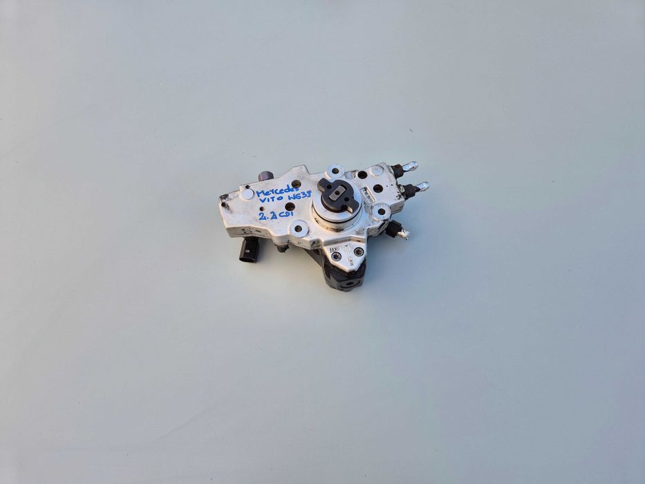 Pompa Wtryskowa BOSCH 2.2 CDI Mercedes VITO W639 E W211 W203 W906