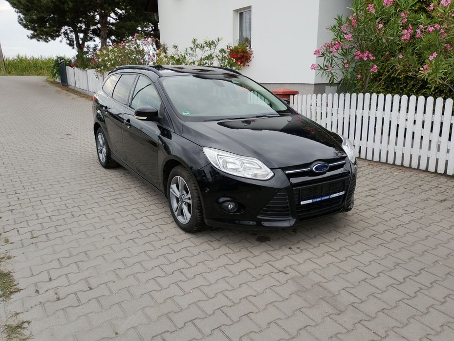 Ford Focus* Super Stanie*