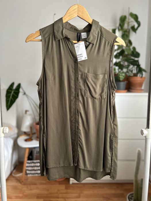 Conjunto de 4 blusas / tops / t-shirts - H&M - Novas - Tamanho S