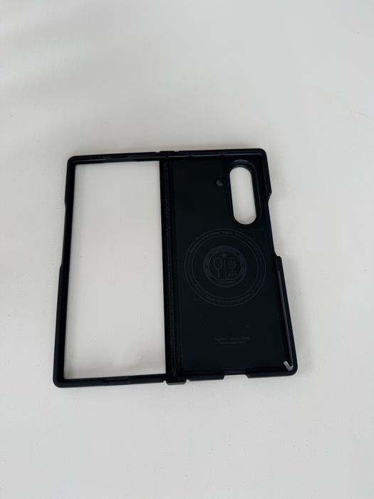 Etui Spigen Tough Armor Samsung Galaxy Fold 7 + szklo