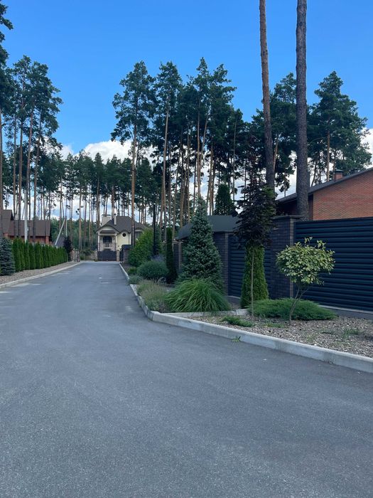 Продам Дом В Эксклюзивном Месте Лесная Часть Стоянки Рядом Озеро