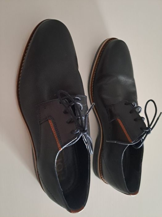 Sapatos homem - tam 42