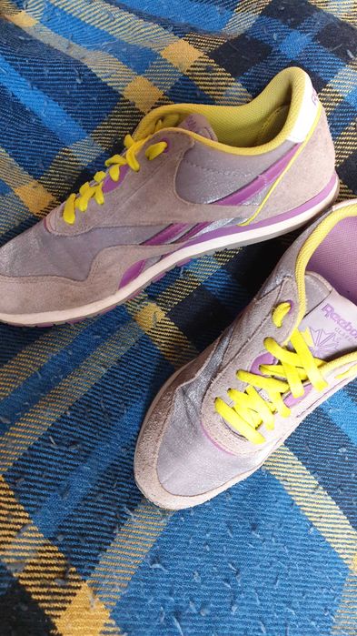 Женские кроссовки Reebok