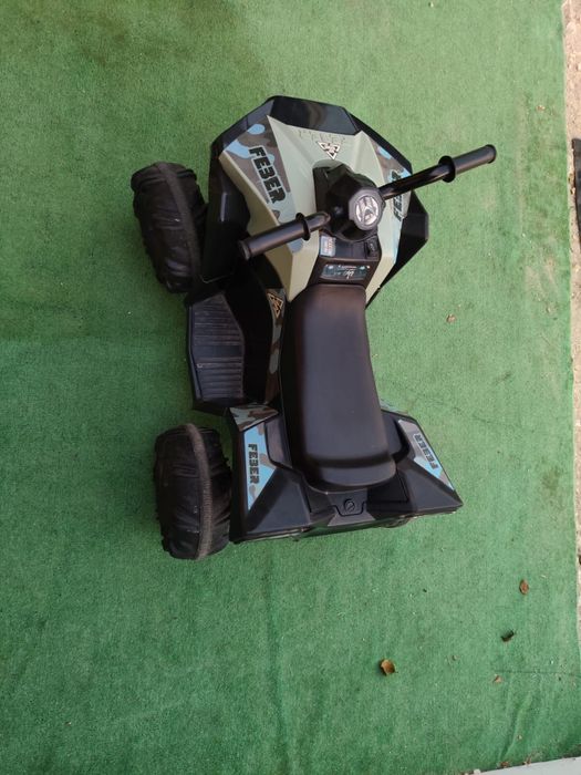 Moto Elétrica Infantil 4 Rodas (ATV) FEBER - Excelente Estado!