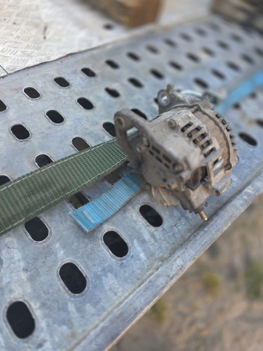 Nissan Patrol Y61 3.0 alternator
