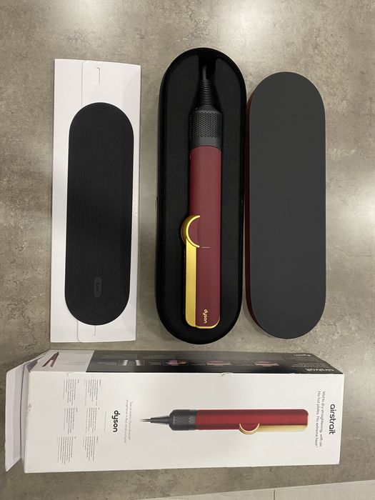 Dyson Airstrait Red Velvet/Gold
