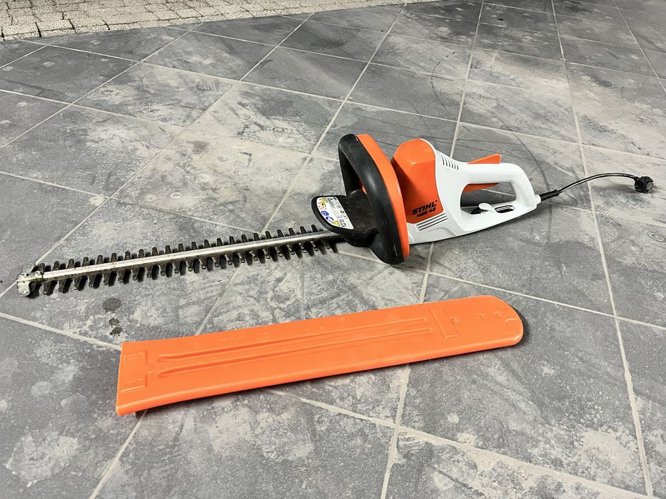 Elektryczne nożyce do żywopłotu STIHL HSE 42