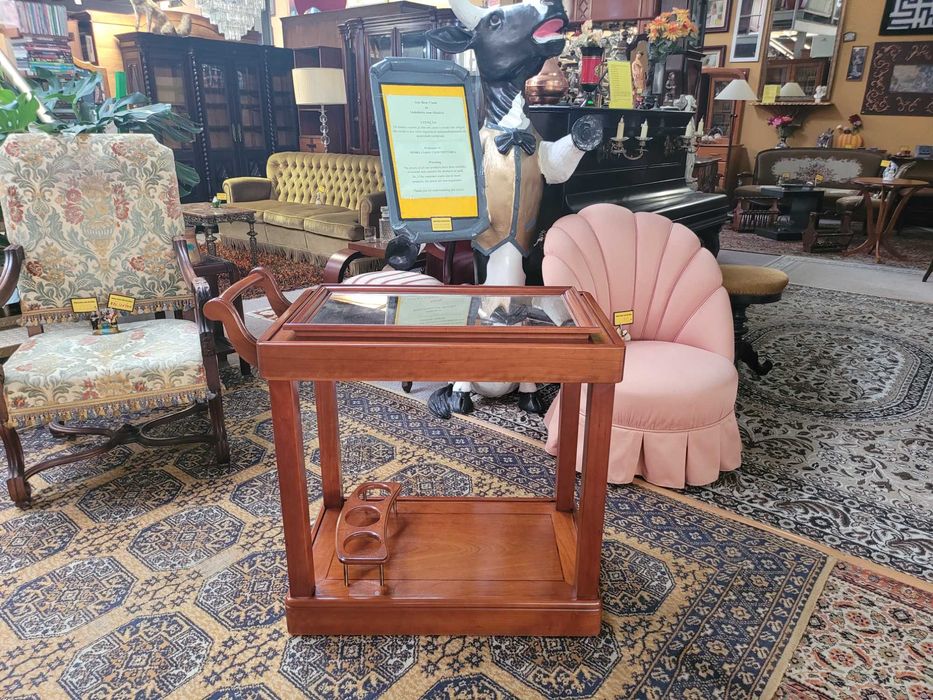 Carrinho bar em madeira maciça com tabuleiro amovível