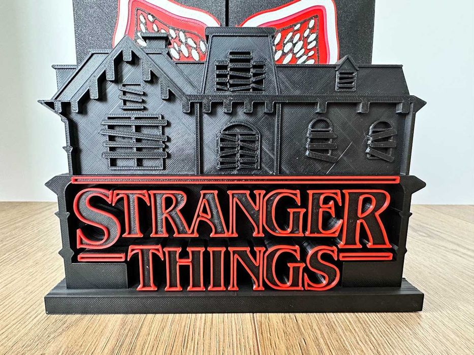 Ekspozytor Stranger Things – Pudełko / Organizer na Figurki – Druk 3D