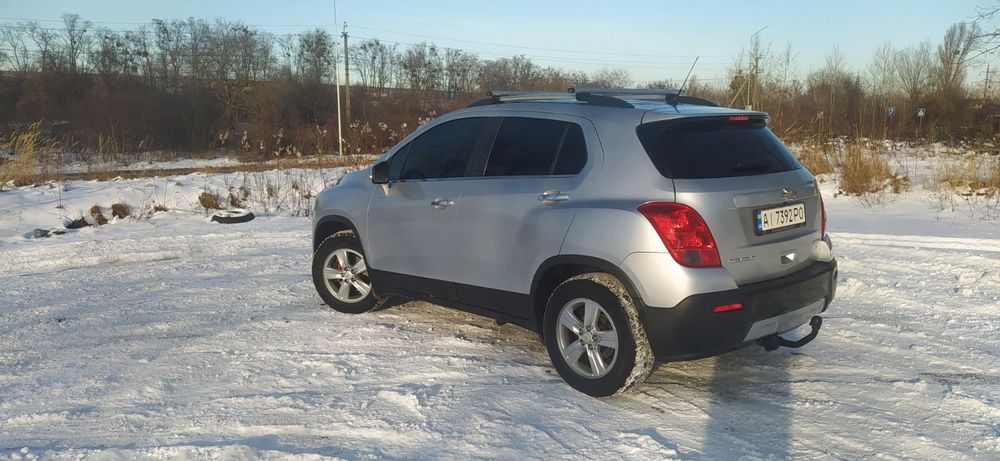 Chevrolet  Tracker джип 4х4 не дорого