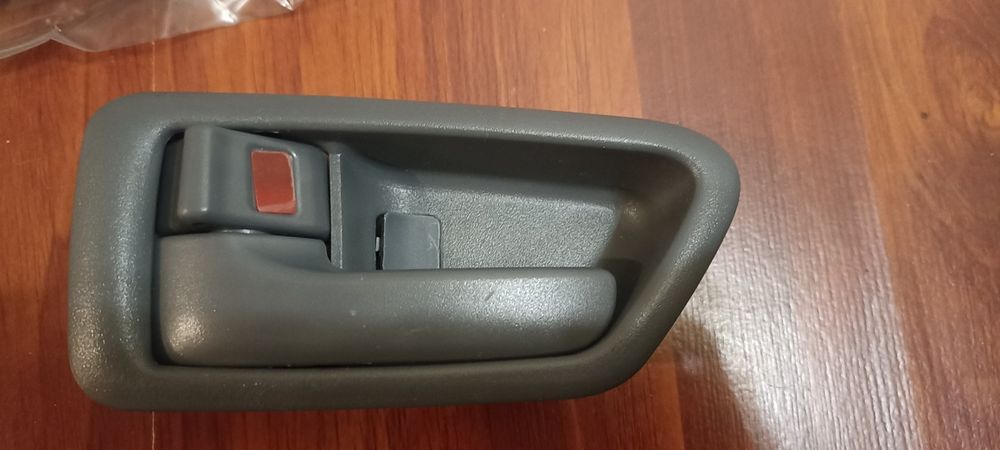 Внутренняя ручка двери тойота Камри 20 toyota camry 20