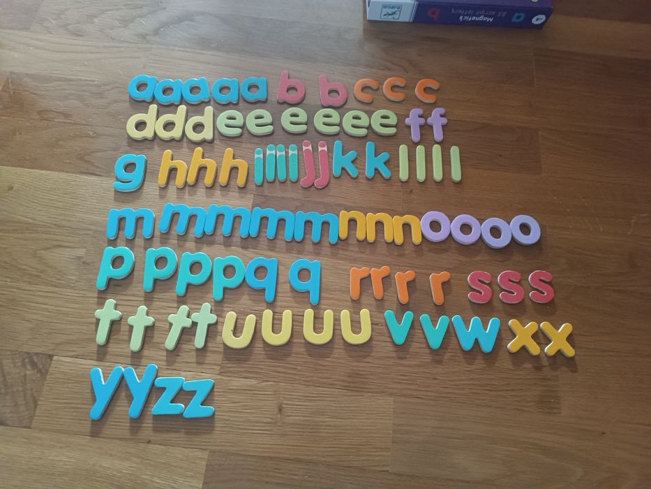 Letras minúsculas alfabeto magnéticas Djeco