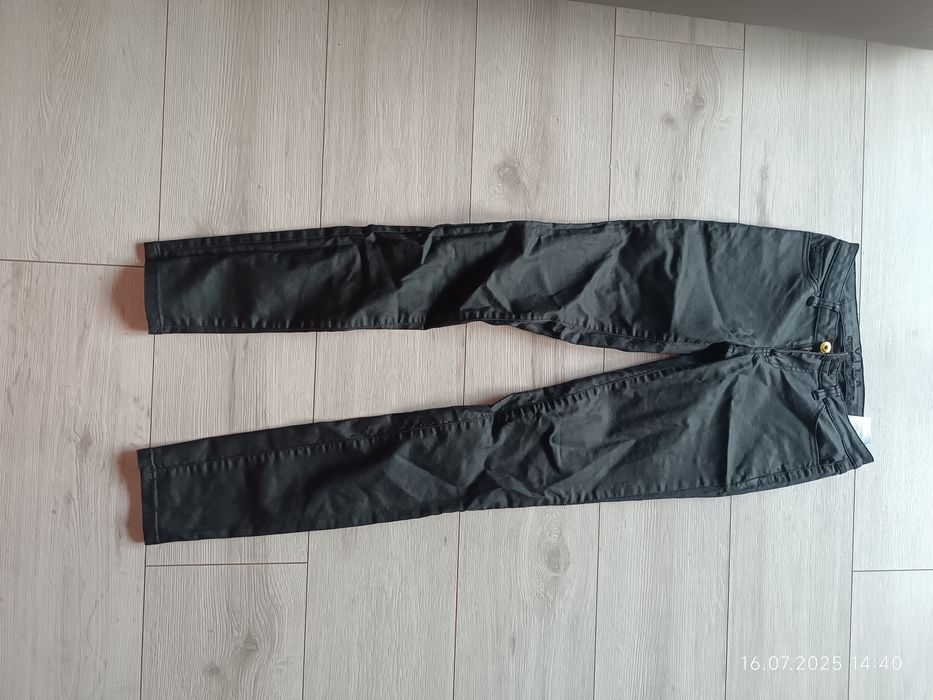 Spodnie czarne jeansy skinny vila