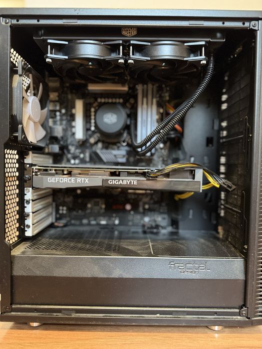 Komputer stacjonarny