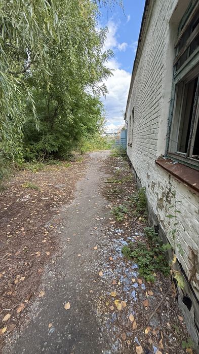 Комерційний об’єкт у м. Обухів 650м2 + 53сот.