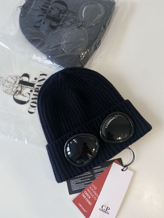 Шапка C. P. Company / Шапка сп компані / чорна шапка / шапка сп чорна
