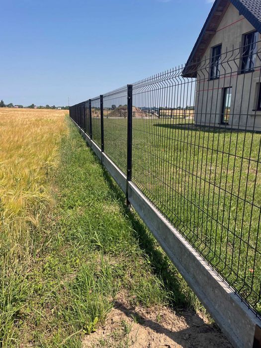 Ogrodzenie panelowe 4mm 143cm z podmurówką