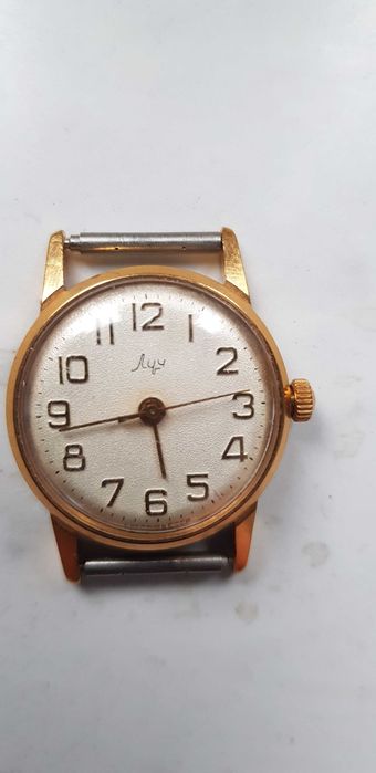 zegarek  Lucz damski zlocony vintage PRL