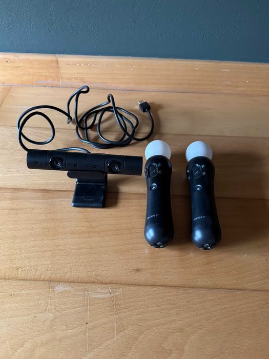 Playstation 4 Pro 1TB + Óculos VR + Câmera +Carregador+ 3 Dualshocks 4