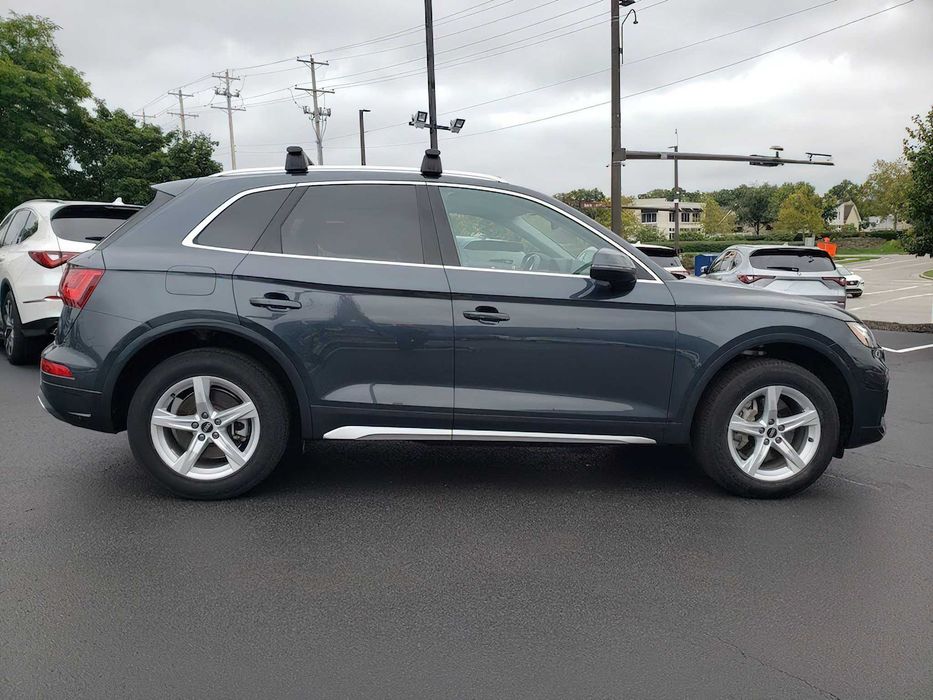 Audi Q5      2021