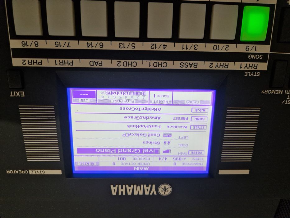 Keyboard Yamaha psr s550 jak nowy